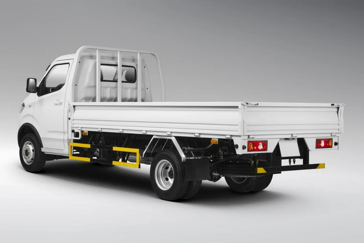 Teraco Tera150S 1,5 tấn – nội thất và trang bị